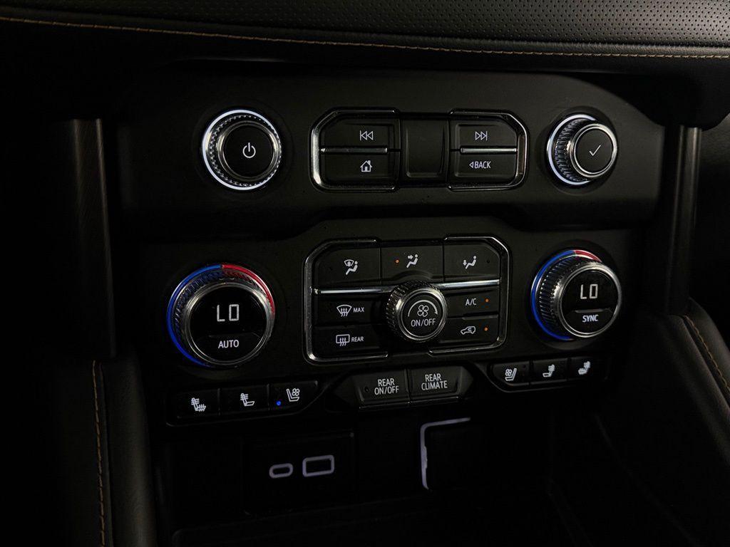 used 2024 GMC Yukon car, priced at $64,773