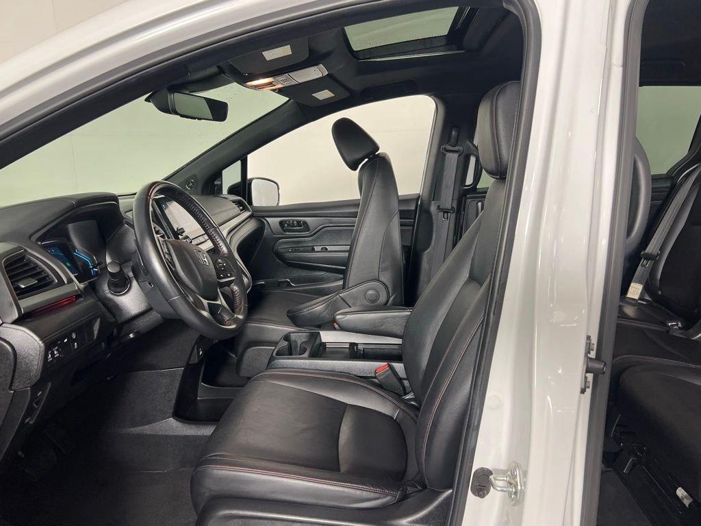 used 2024 Honda Odyssey car, priced at $33,273