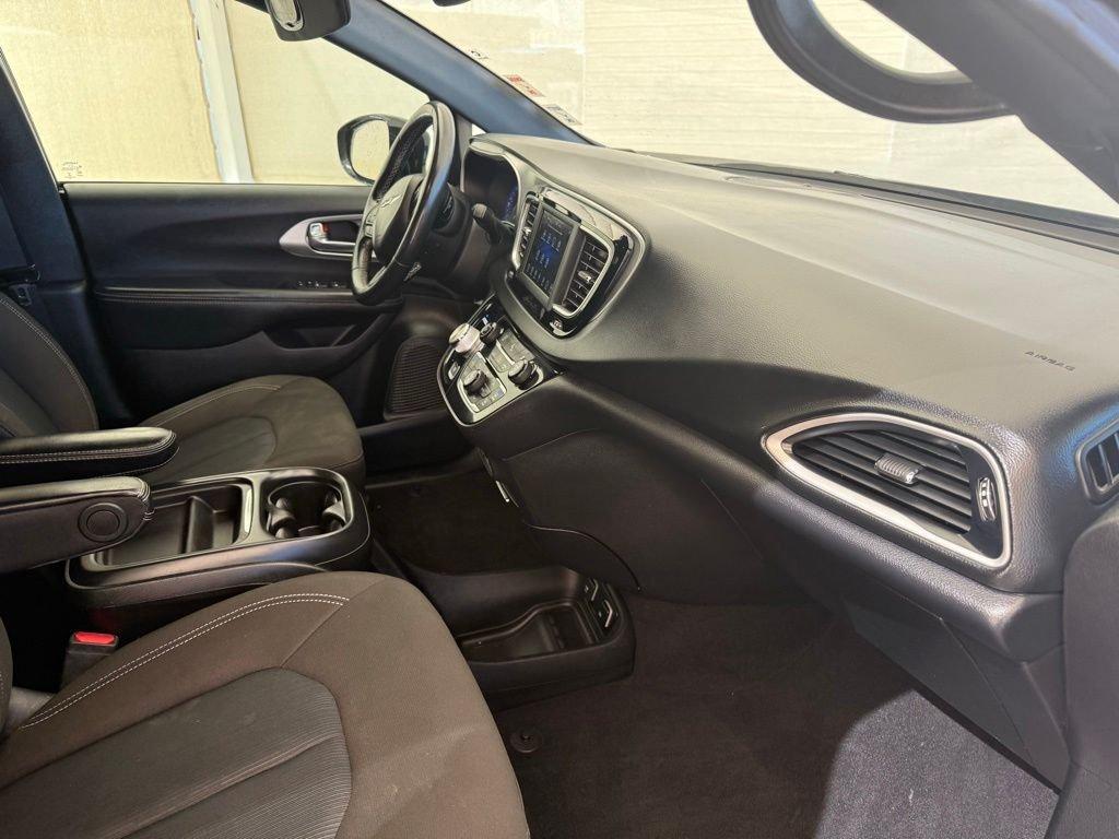 used 2020 Chrysler Pacifica car, priced at $19,272