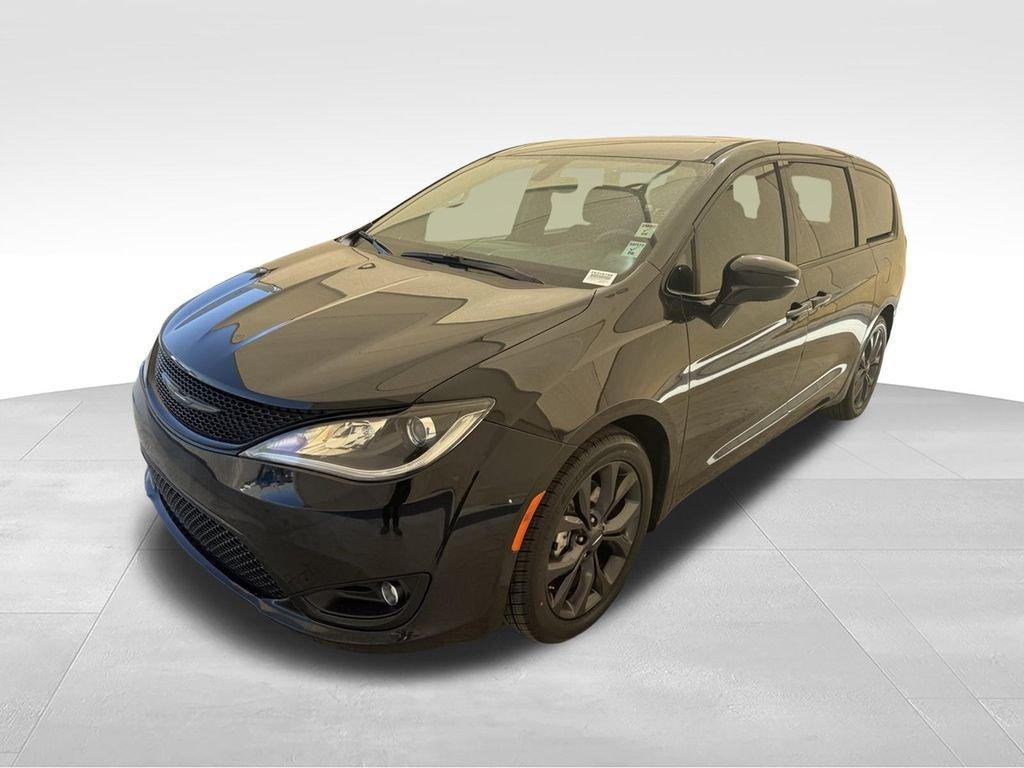 used 2020 Chrysler Pacifica car, priced at $19,272