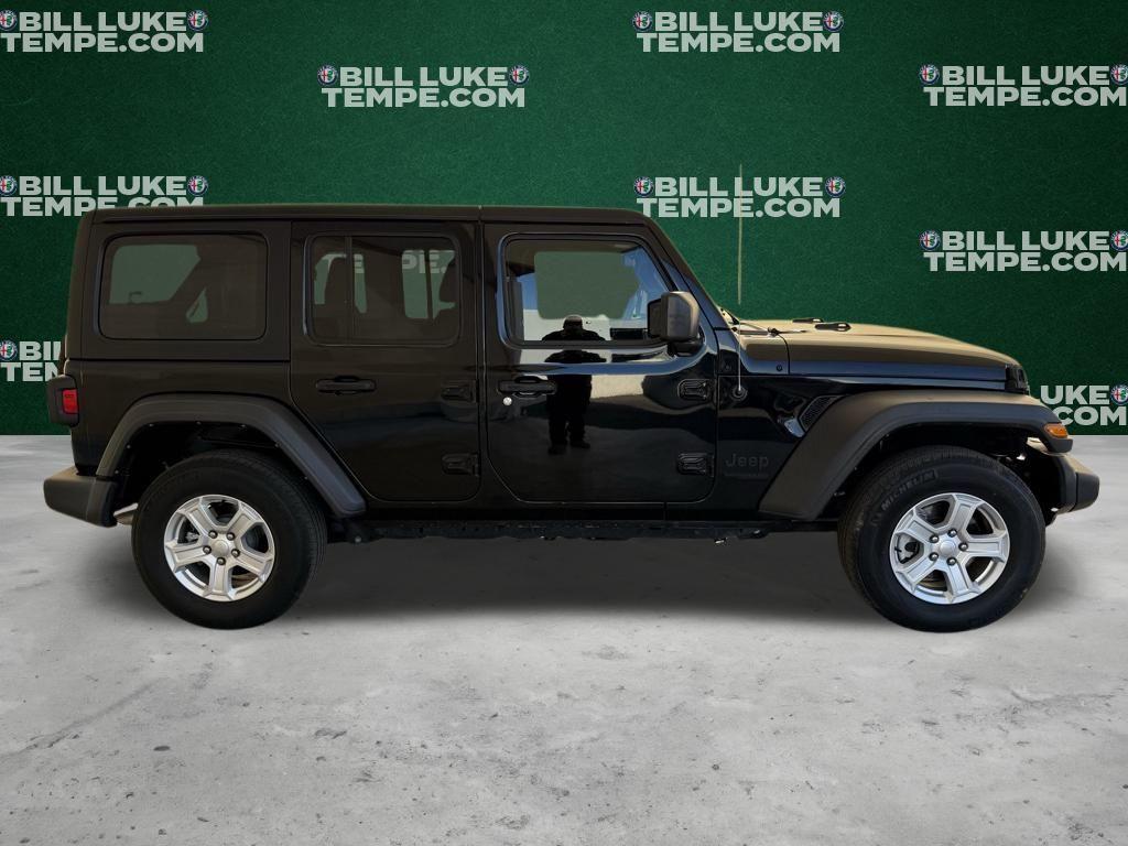used 2022 Jeep Wrangler Unlimited car, priced at $26,473