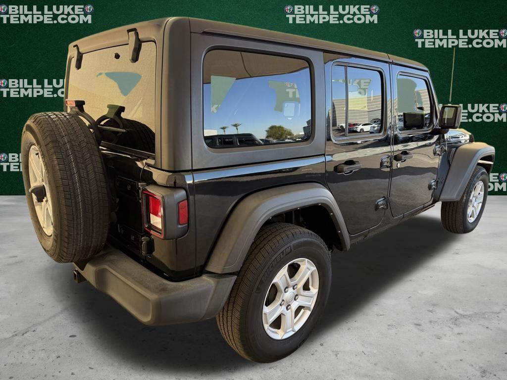 used 2022 Jeep Wrangler Unlimited car, priced at $26,473