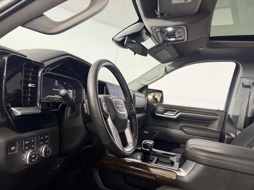 used 2024 GMC Sierra 1500 car, priced at $50,972