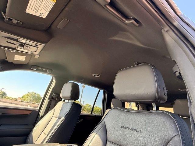 used 2025 GMC Yukon car, priced at $67,072