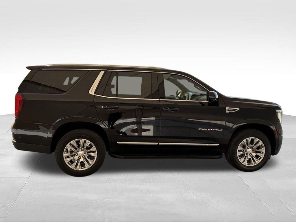 used 2025 GMC Yukon car, priced at $66,072