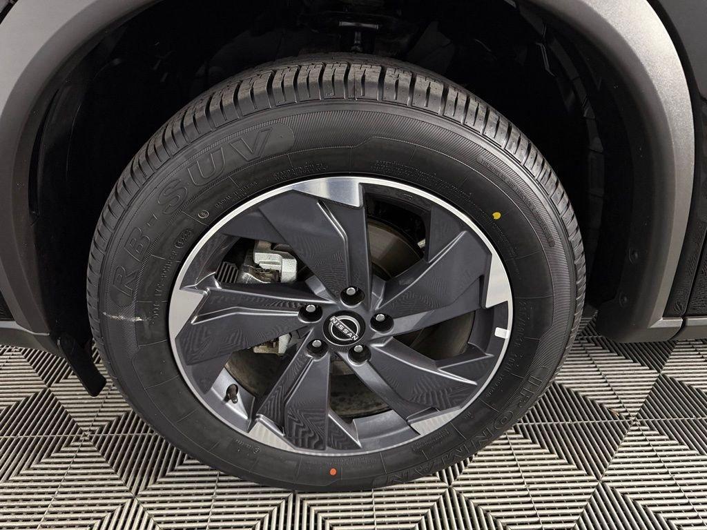 used 2025 Nissan Rogue car, priced at $21,073