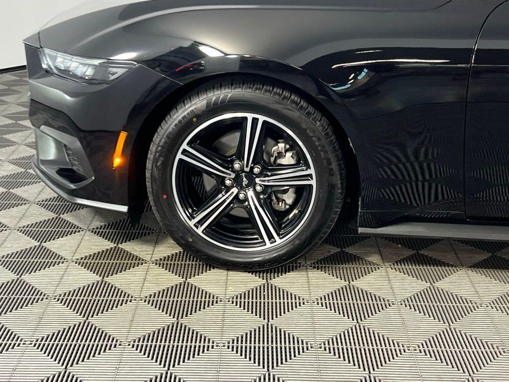used 2025 Ford Mustang car, priced at $32,373