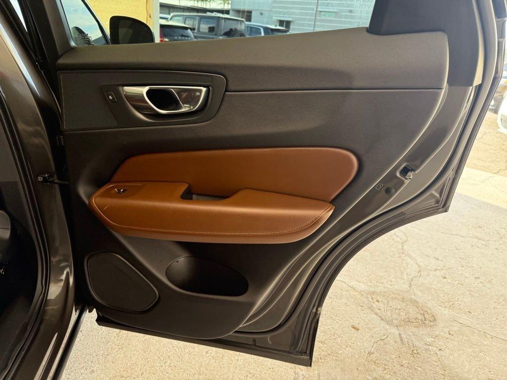 used 2021 Volvo XC60 car, priced at $24,673