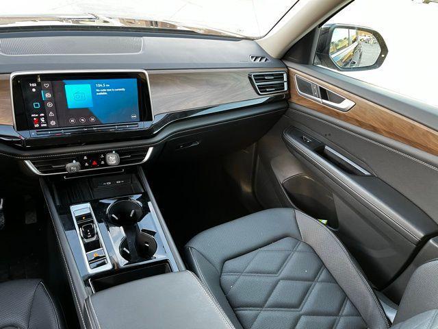 used 2025 Volkswagen Atlas car, priced at $29,473