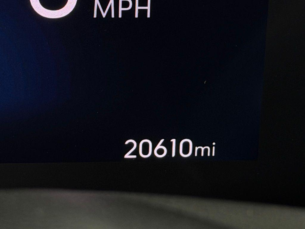 used 2025 Buick Encore GX car, priced at $19,473