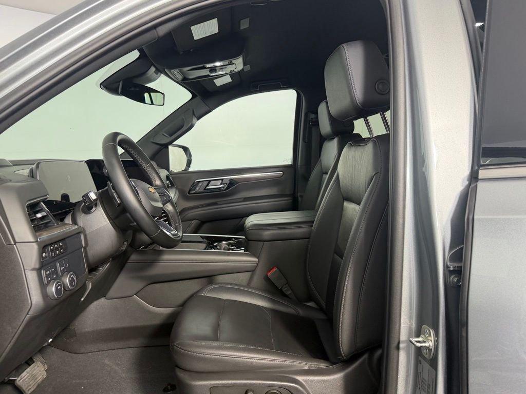 used 2025 Chevrolet Tahoe car, priced at $55,072