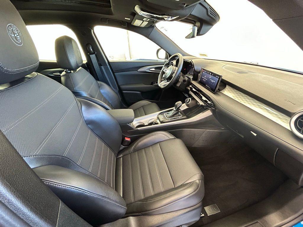new 2024 Alfa Romeo Tonale car, priced at $28,785