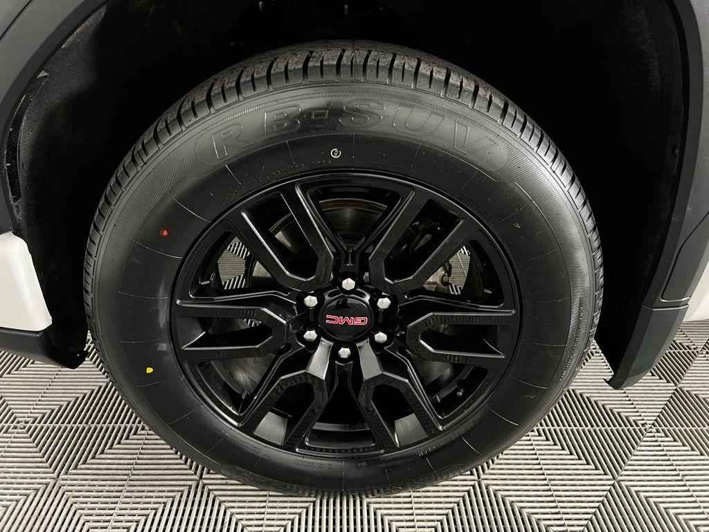 used 2023 GMC Sierra 1500 car, priced at $30,073