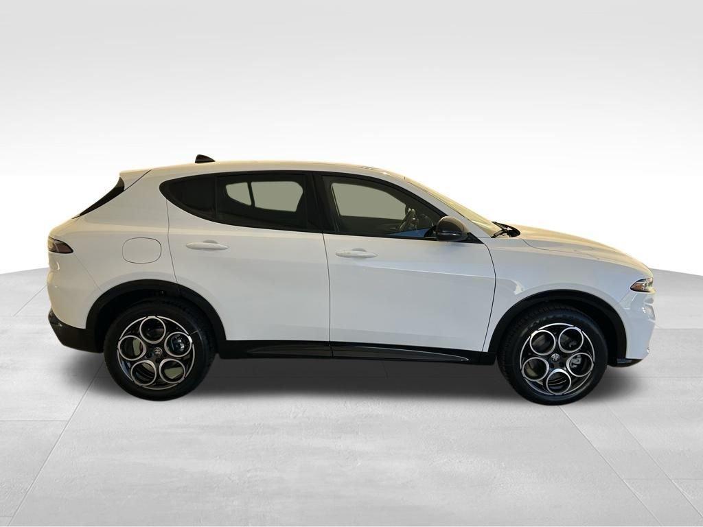 new 2025 Alfa Romeo Tonale car, priced at $33,886