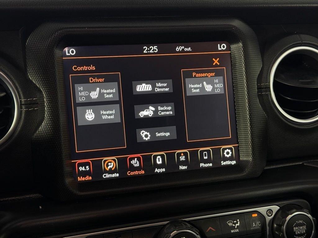 used 2022 Jeep Wrangler Unlimited car, priced at $35,373