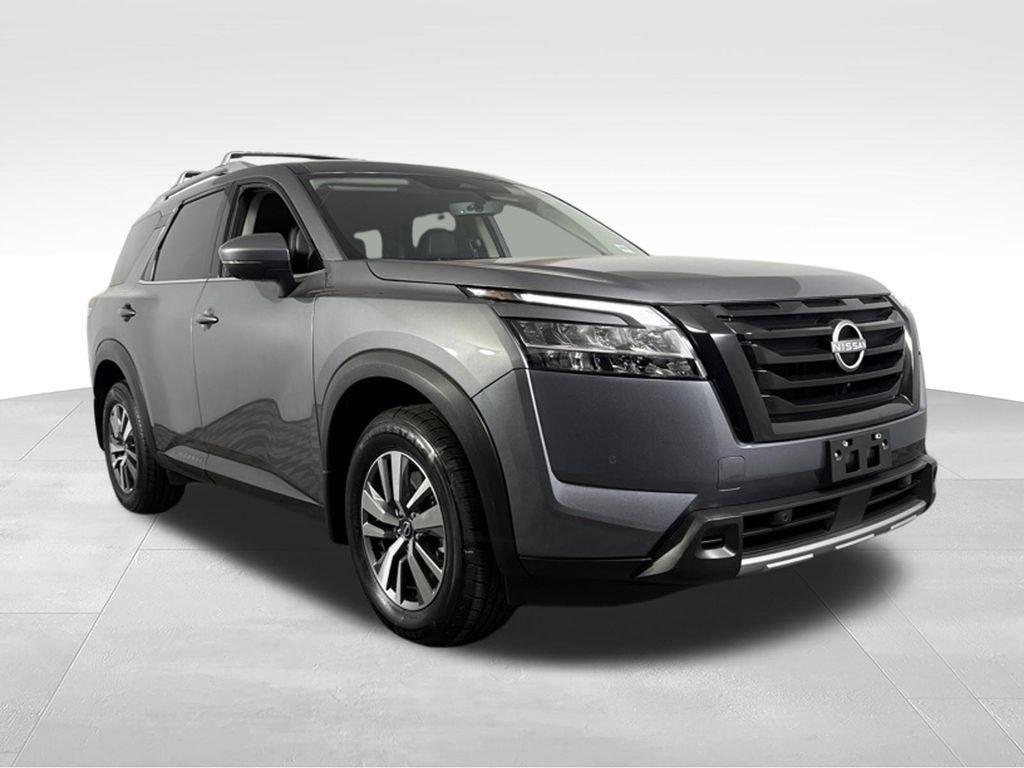 used 2024 Nissan Pathfinder car, priced at $34,072