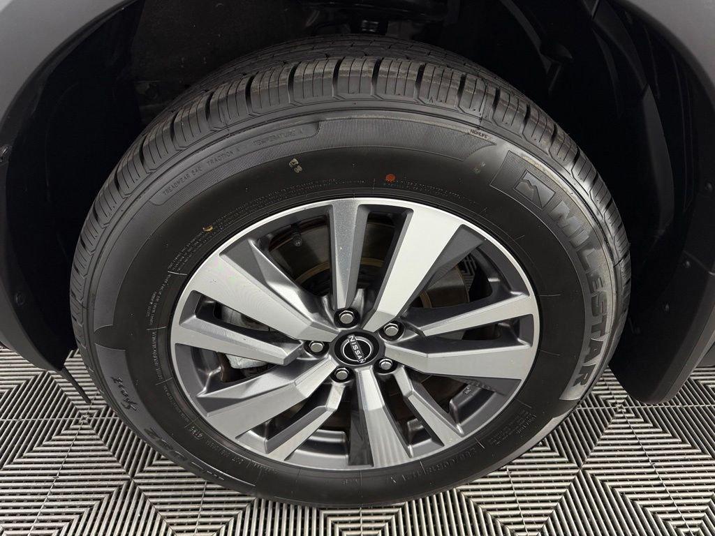used 2024 Nissan Pathfinder car, priced at $34,072