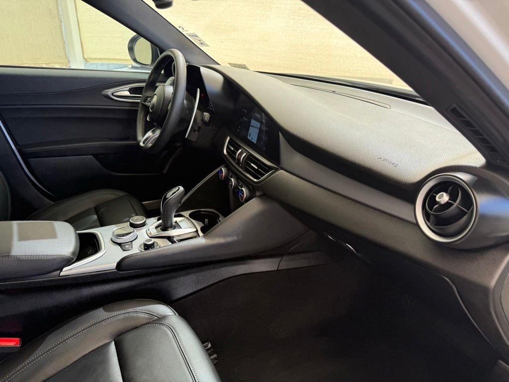 new 2025 Alfa Romeo Giulia car, priced at $38,935