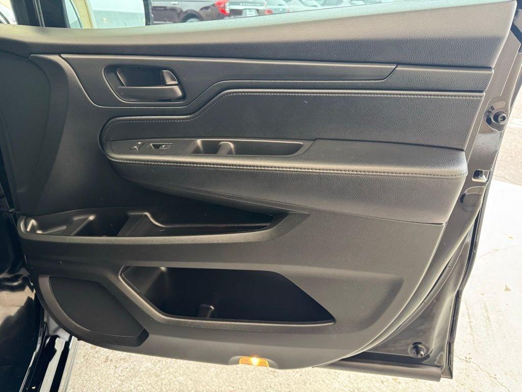 used 2023 Honda Odyssey car, priced at $32,273