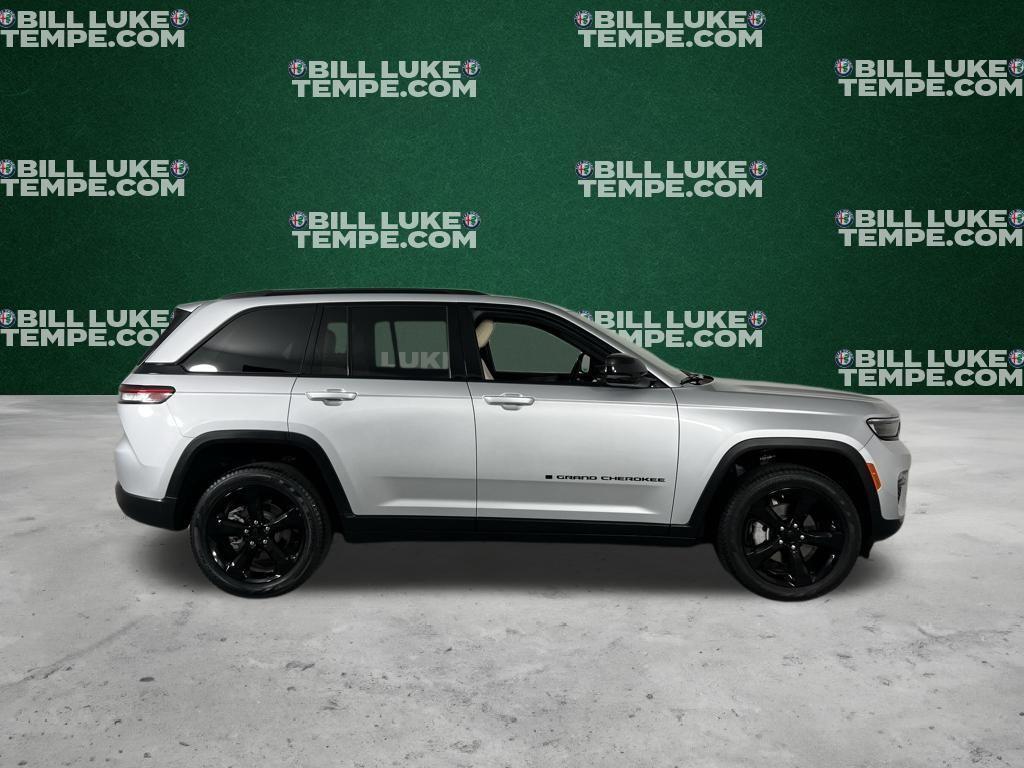 used 2024 Jeep Grand Cherokee car, priced at $30,175