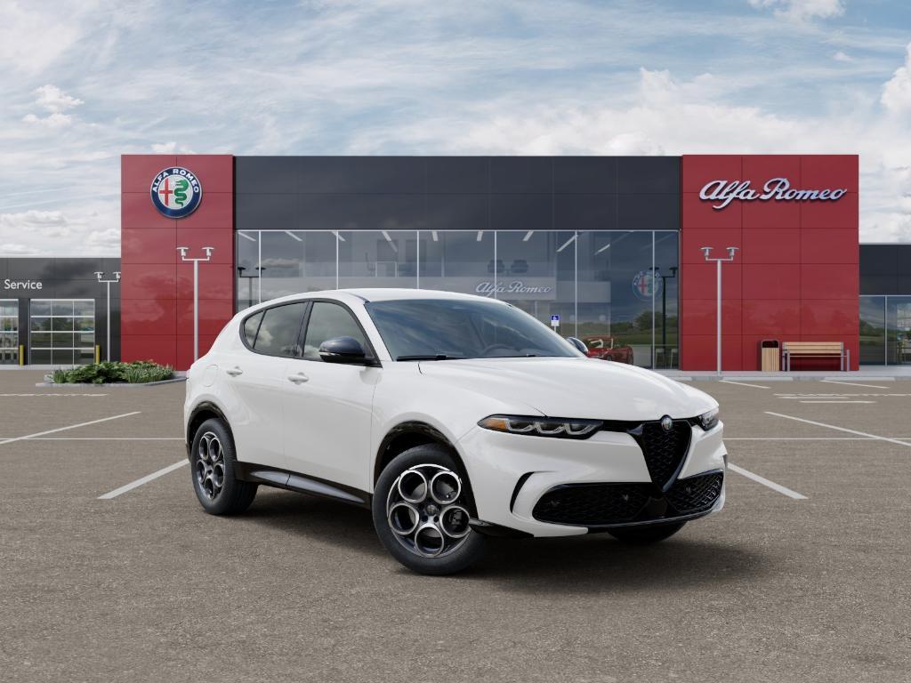 new 2025 Alfa Romeo Tonale car, priced at $35,484