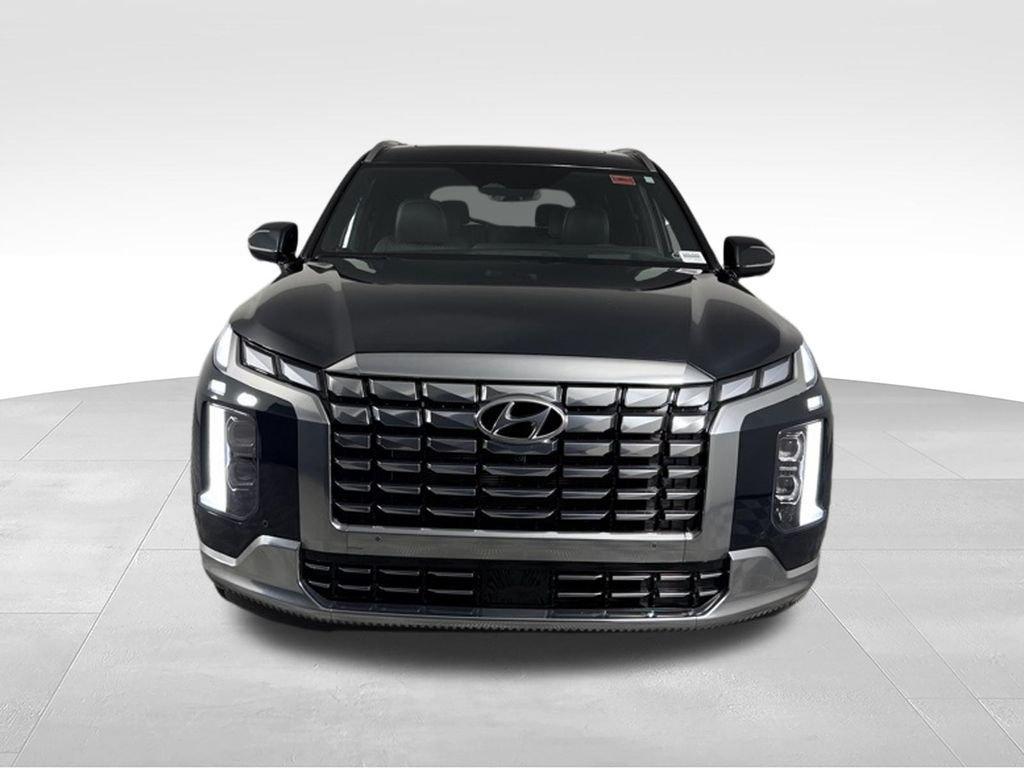 used 2025 Hyundai Palisade car, priced at $45,072