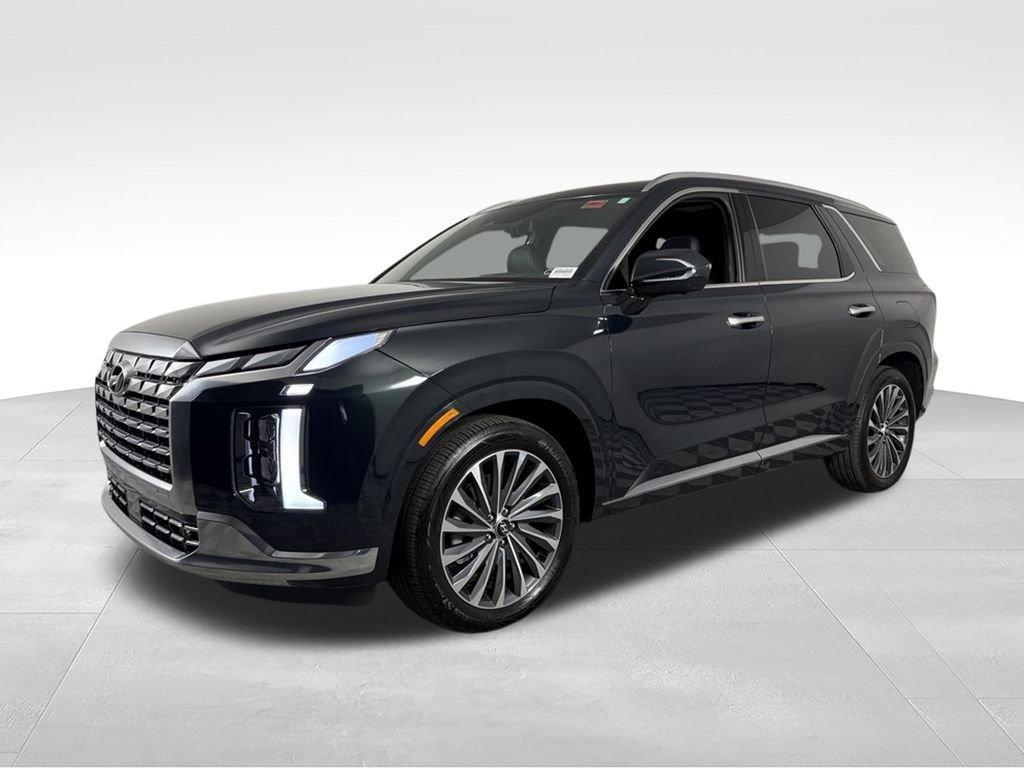 used 2025 Hyundai Palisade car, priced at $45,072