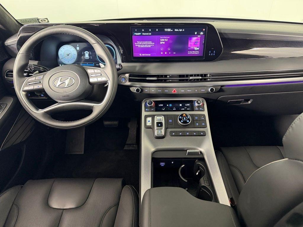 used 2025 Hyundai Palisade car, priced at $45,072