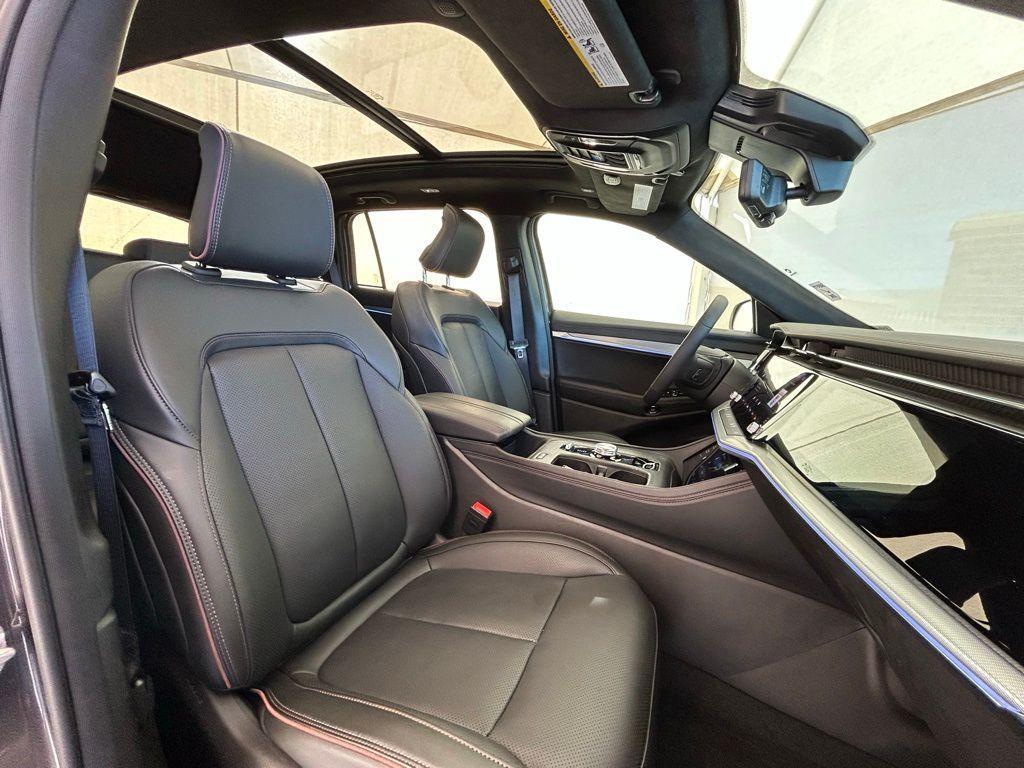 used 2025 Jeep Wagoneer S car, priced at $49,673