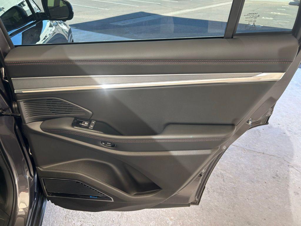 used 2025 Jeep Wagoneer S car, priced at $49,673