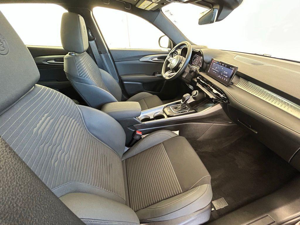 new 2025 Alfa Romeo Tonale car, priced at $38,580