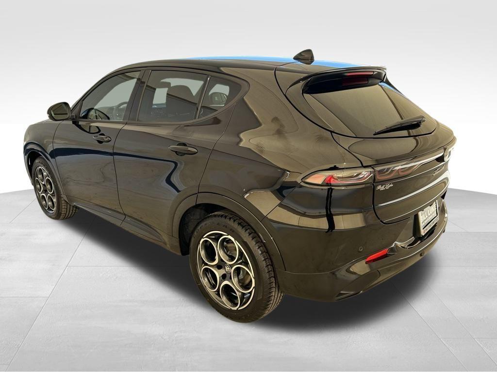 new 2025 Alfa Romeo Tonale car, priced at $38,580