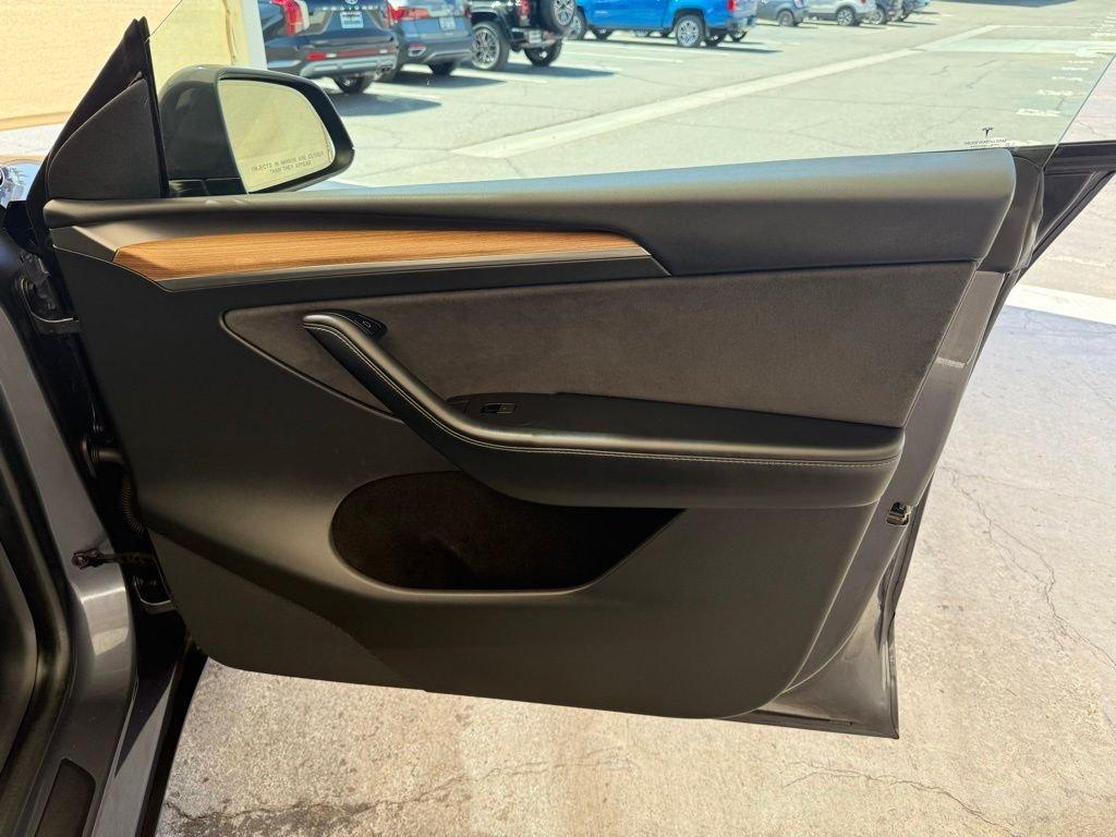 used 2023 Tesla Model Y car, priced at $33,372