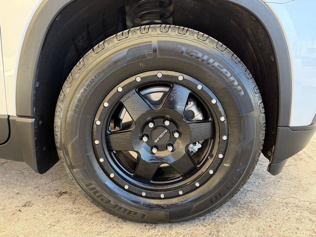 used 2021 Chevrolet Traverse car, priced at $19,173