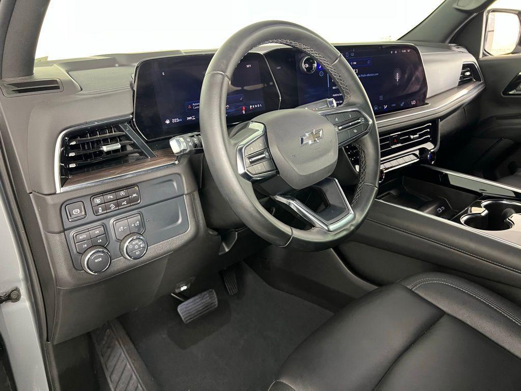 used 2025 Chevrolet Suburban car, priced at $67,973