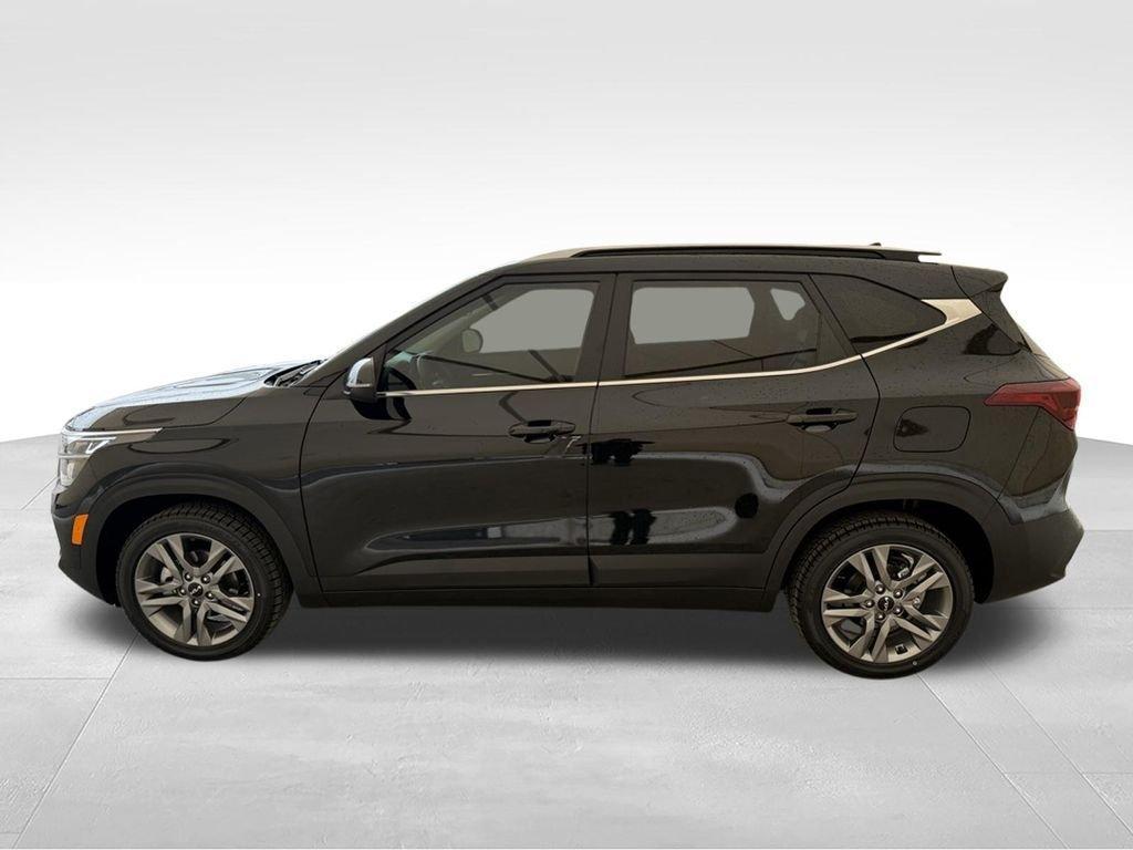 used 2023 Kia Seltos car, priced at $16,572