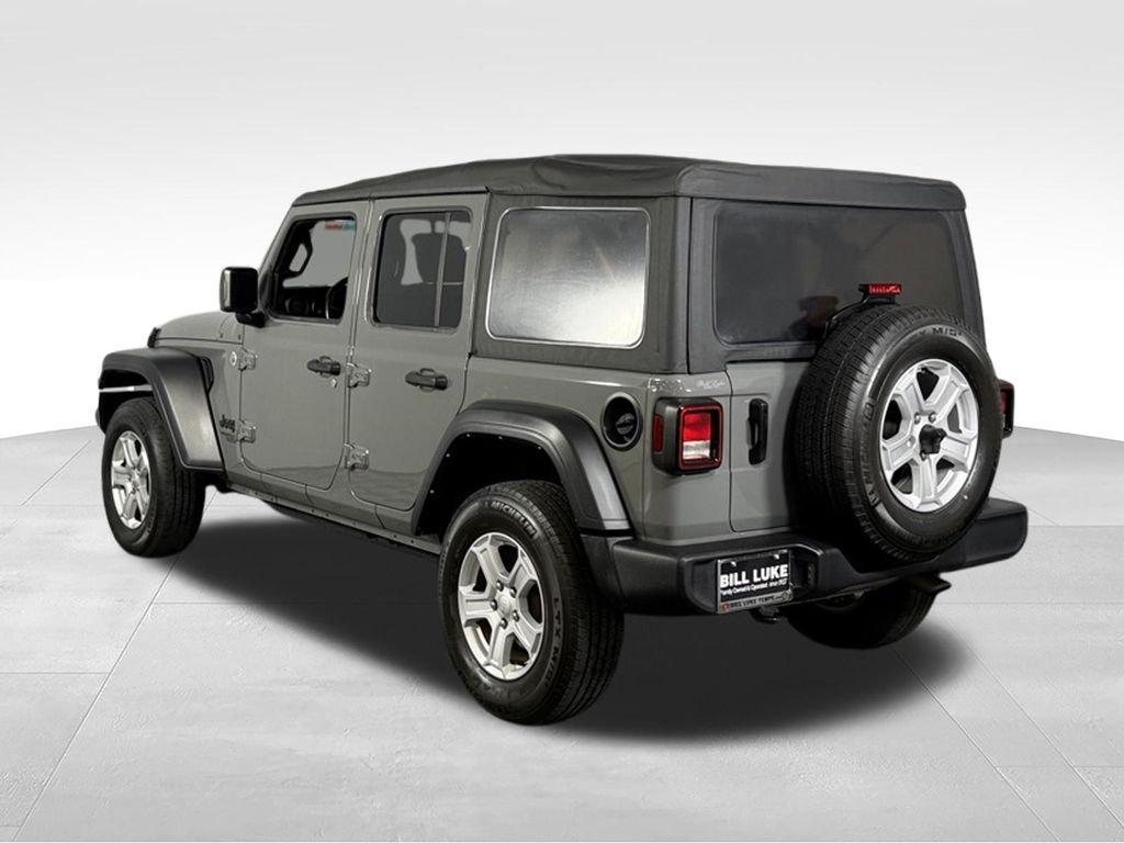 used 2021 Jeep Wrangler Unlimited car, priced at $27,072