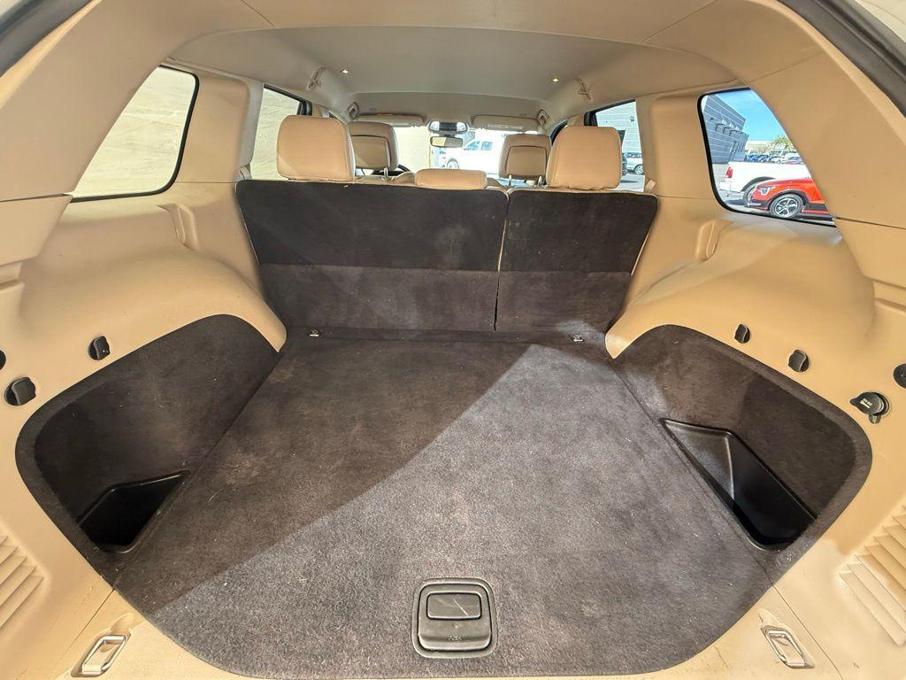 used 2019 Jeep Grand Cherokee car, priced at $15,373