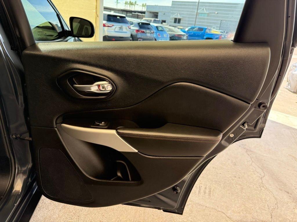 used 2017 Jeep Cherokee car, priced at $15,173