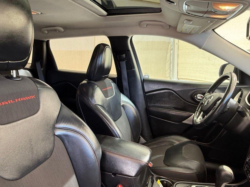 used 2017 Jeep Cherokee car, priced at $15,173