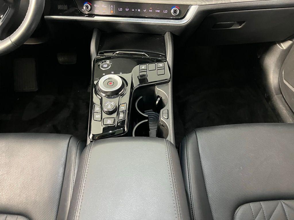 used 2023 Kia Sportage Plug-In Hybrid car, priced at $25,175