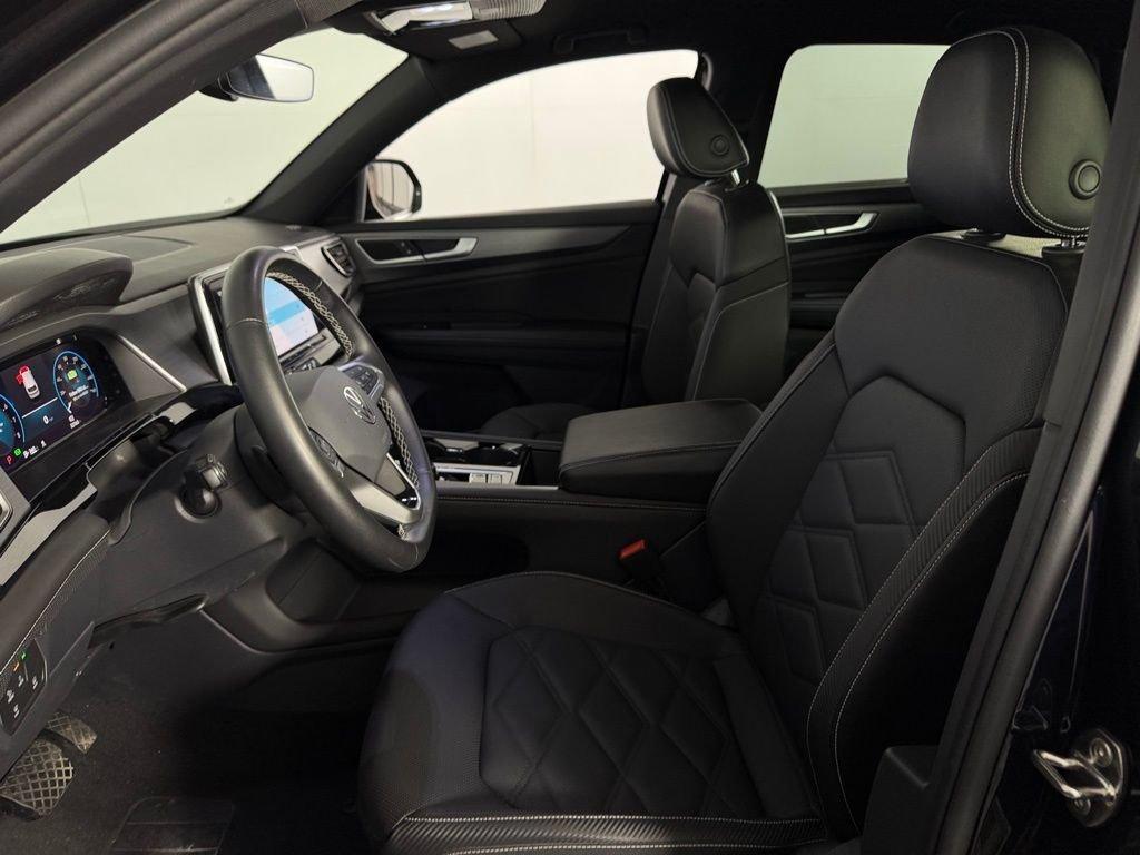 used 2025 Volkswagen Atlas Cross Sport car, priced at $28,873