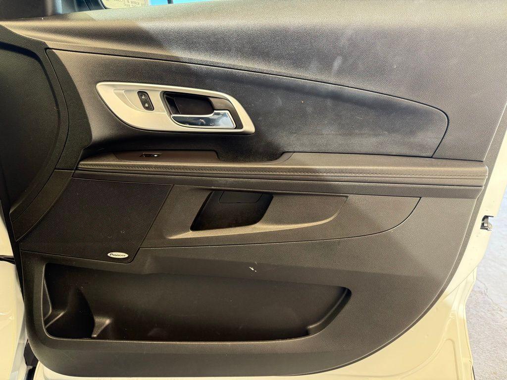 used 2017 Chevrolet Equinox car, priced at $11,873