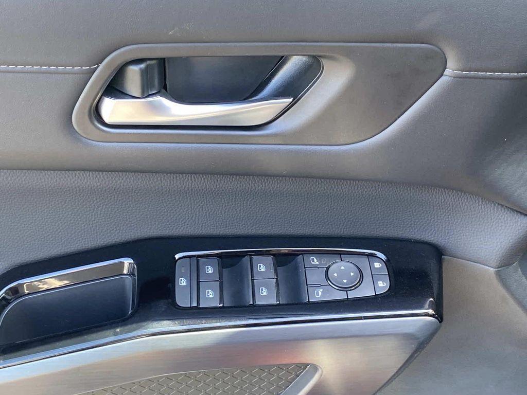 new 2026 Nissan Pathfinder car, priced at $43,661