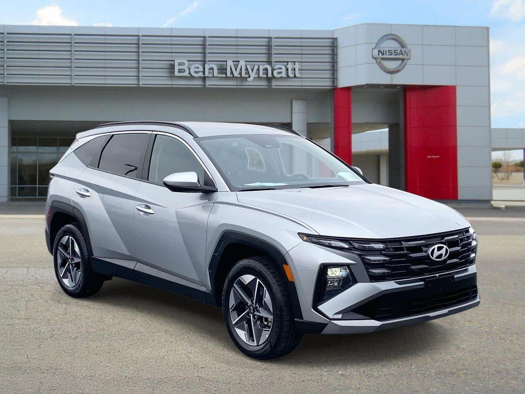 used 2025 Hyundai Tucson car, priced at $22,976
