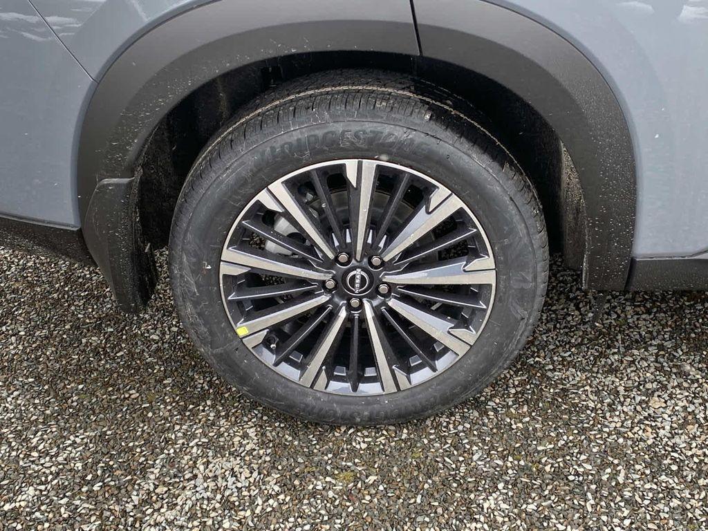 new 2026 Nissan Pathfinder car, priced at $48,677