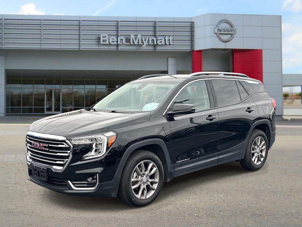 used 2024 GMC Terrain car, priced at $21,887