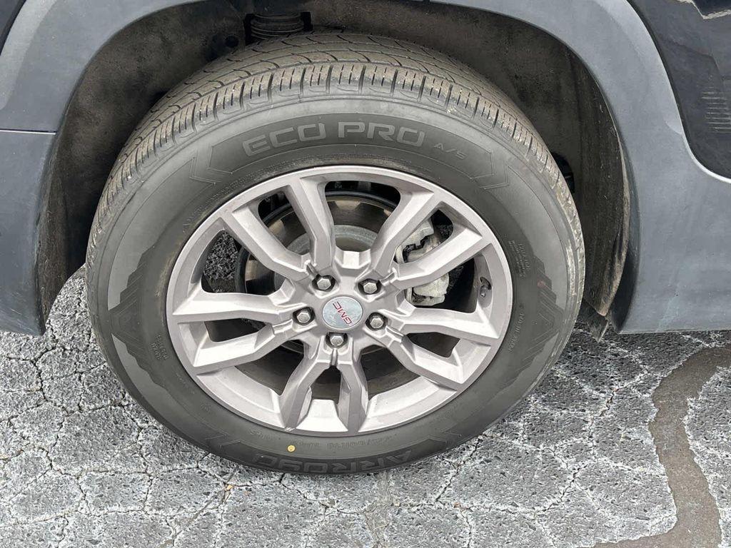 used 2024 GMC Terrain car, priced at $21,887