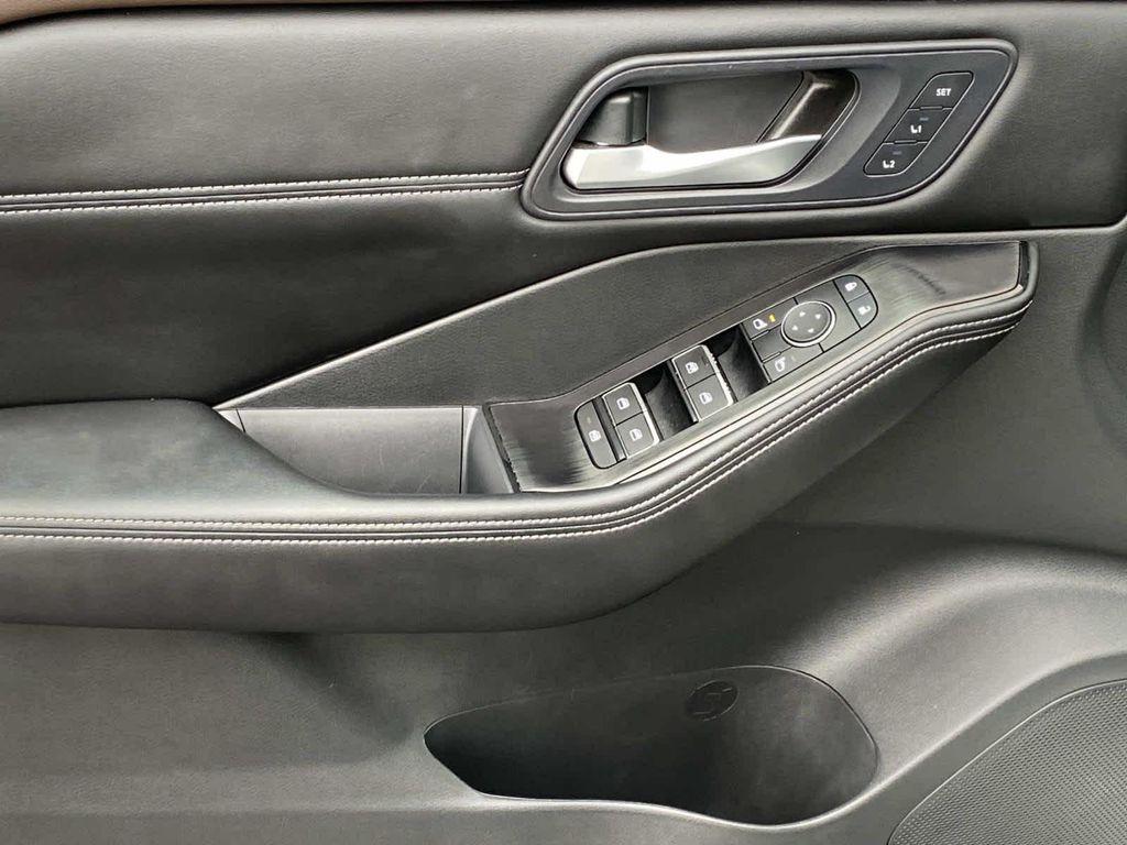 used 2023 Nissan Rogue car, priced at $26,499