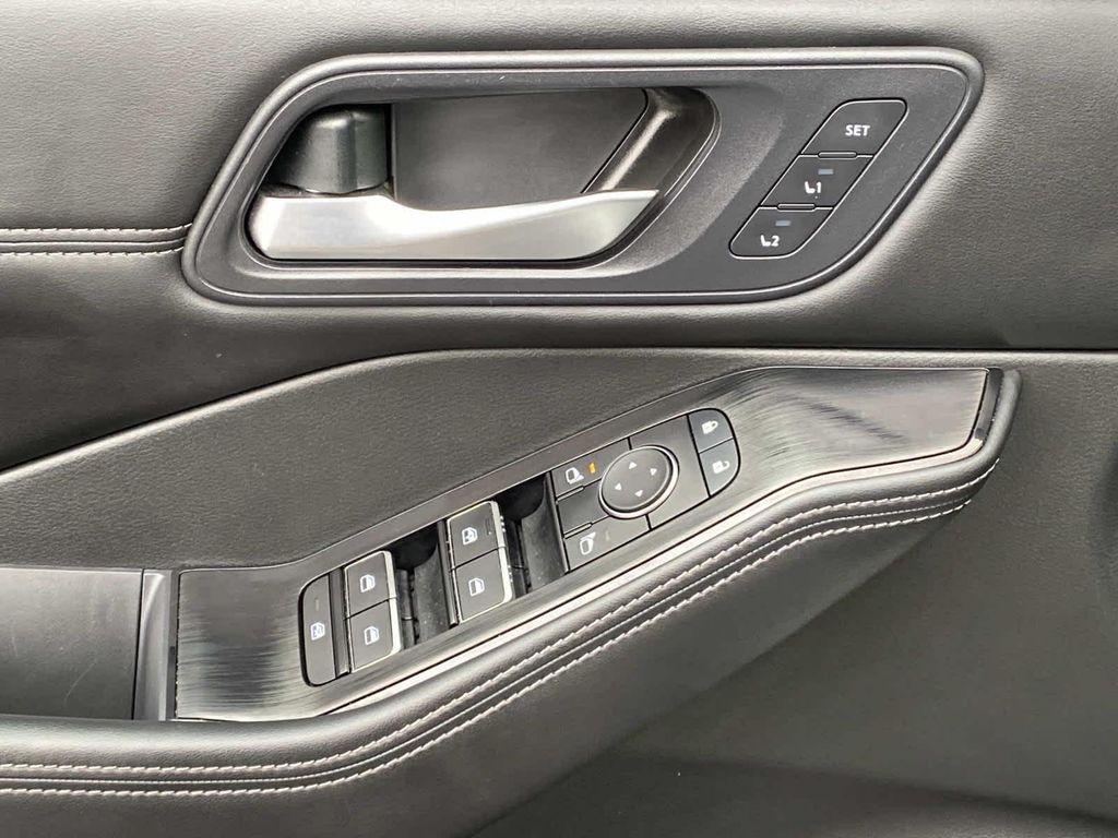 used 2023 Nissan Rogue car, priced at $26,499